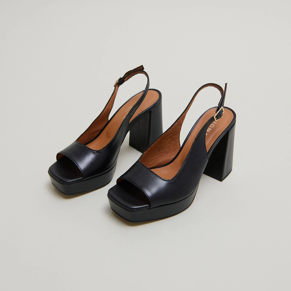 Square toe pumps with high heels in black leather | VLAD
