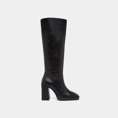 High heel boots with square toe in black leather | dethlee