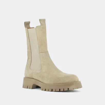 Platform boots in beige suede | ridle