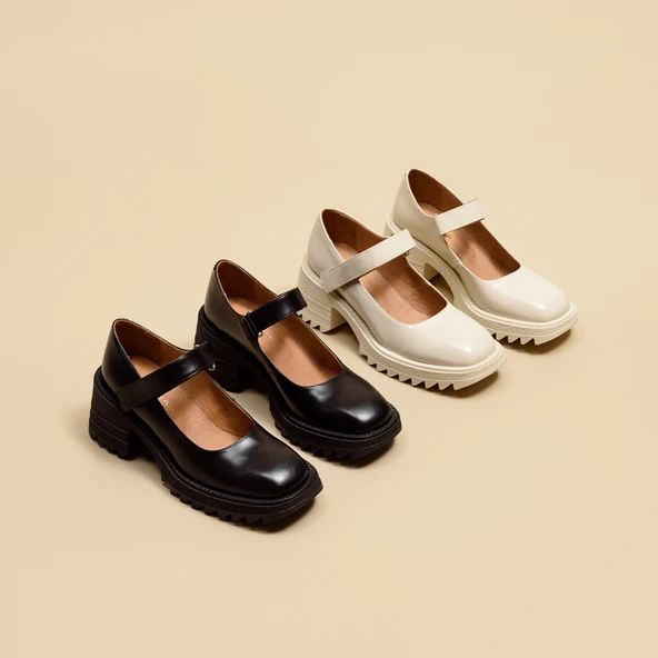Babies with notched soles in glazed ecru leather | DOVY