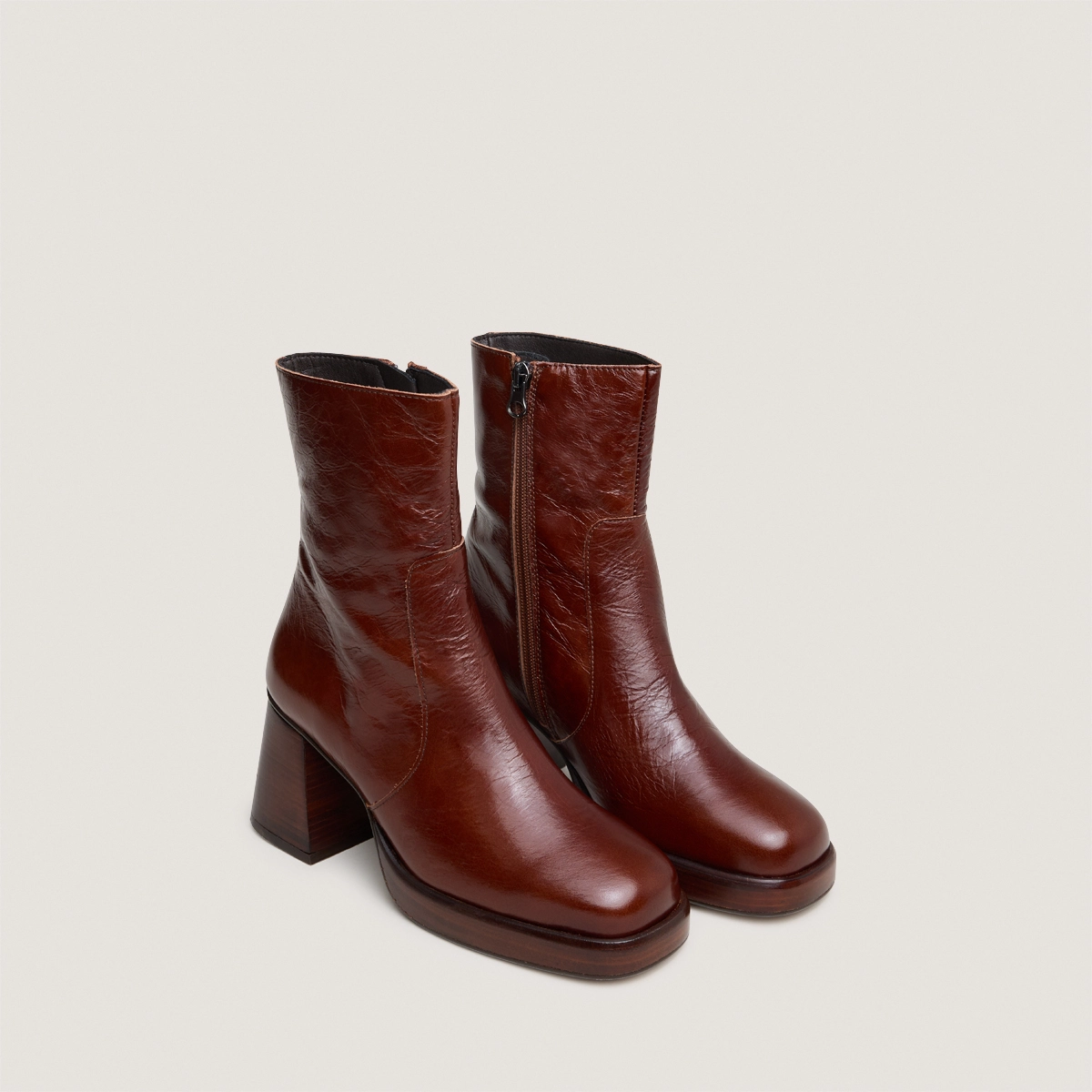 Platform ankle boots in brown distressed leather | BRIGAND