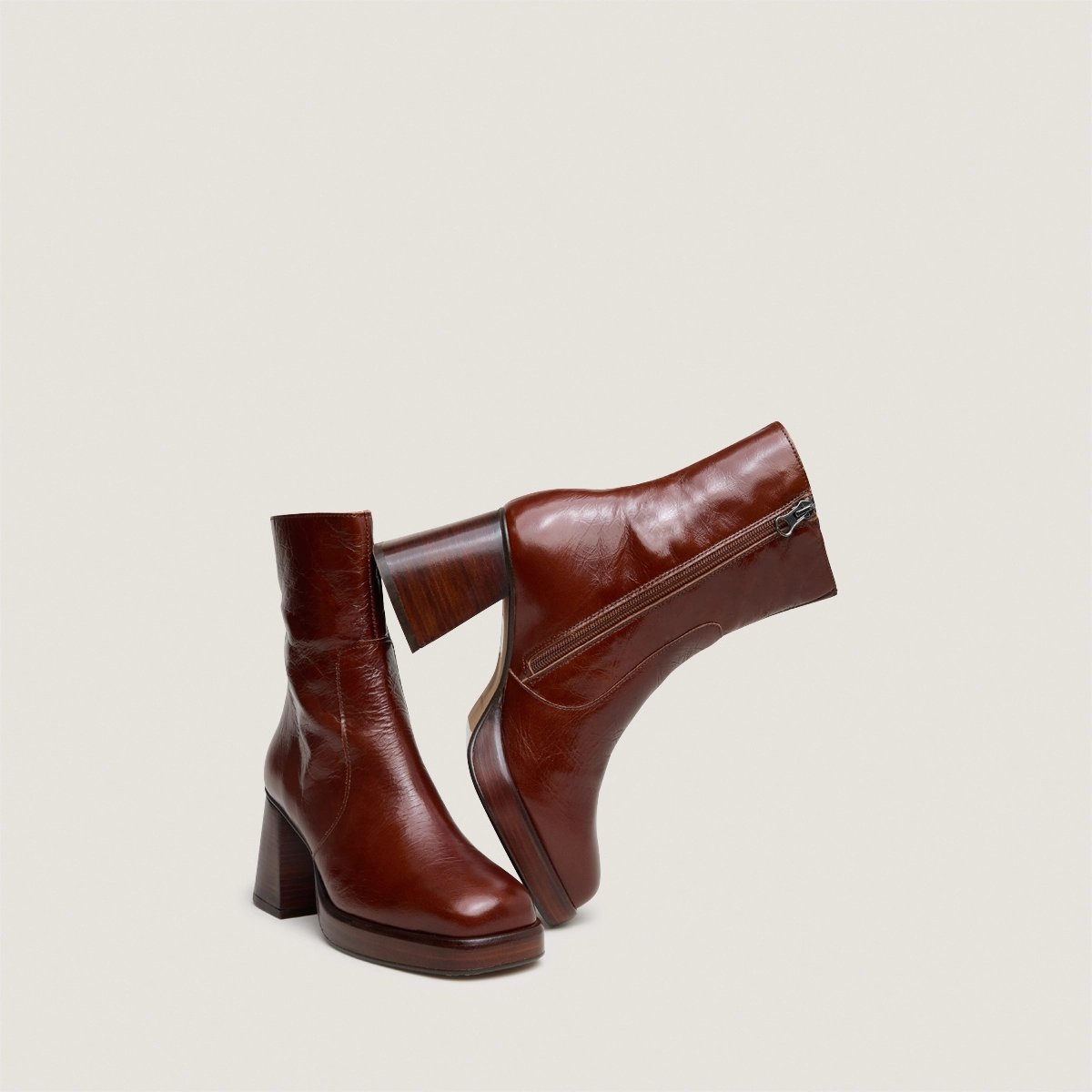 Platform ankle boots in brown distressed leather | BRIGAND