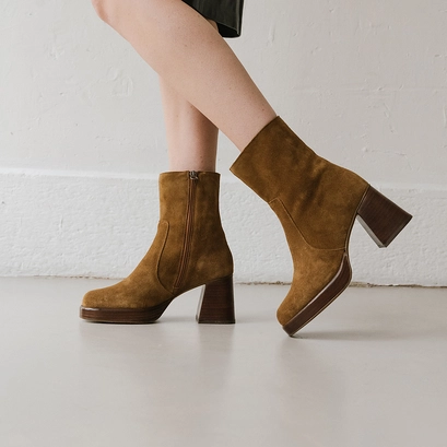 Platform ankle boots in tabac suede | BRIGAND