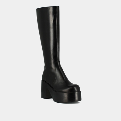 Platform boots with round toes in black leather | bag