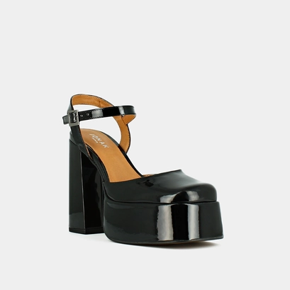 Platform slippers with straps in black patent | bachelier