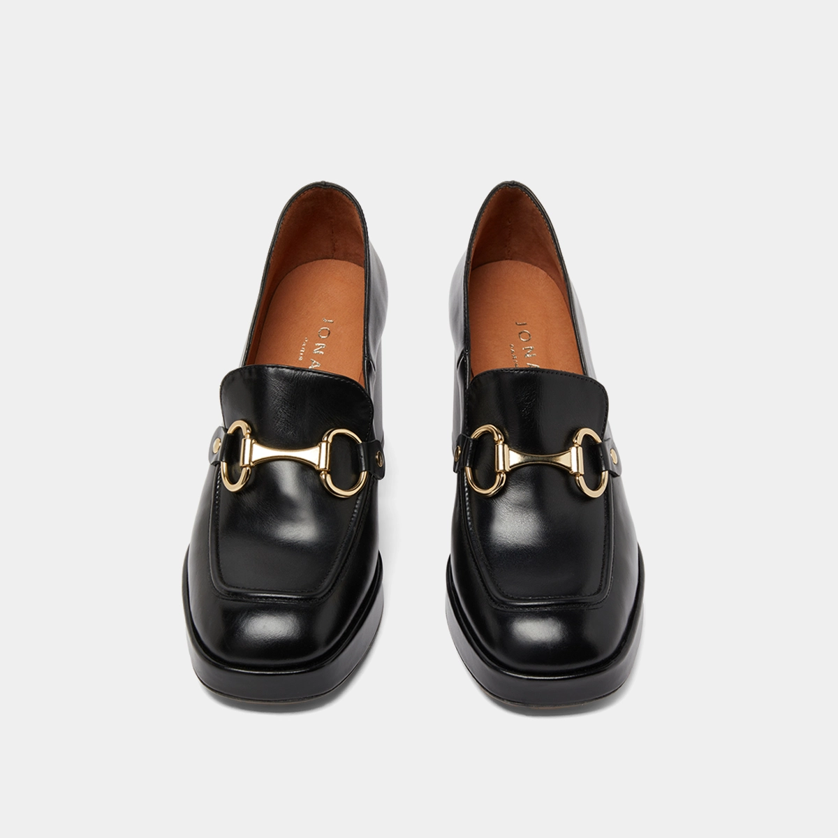 Loafer with heels and bites in black shiny leather | VIRGILE