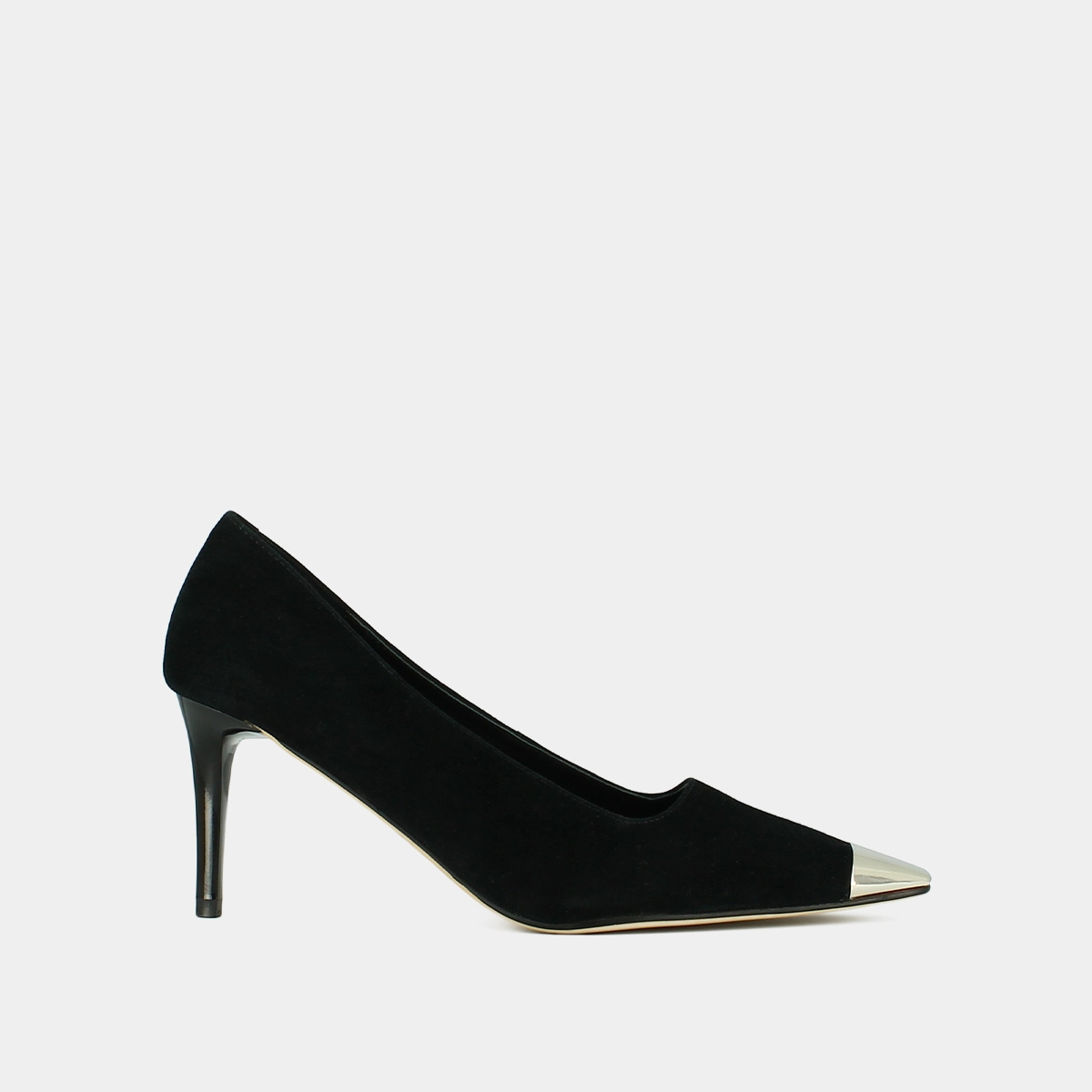 Pointed-toe pumps in black velvet | MER