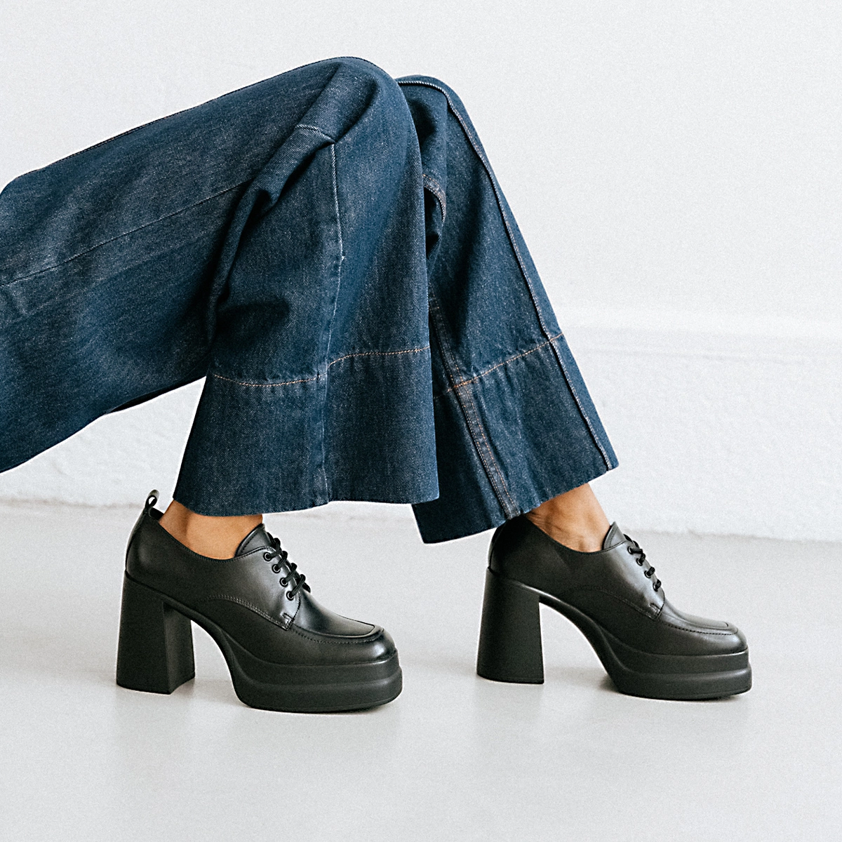 Platform derbies with square toes in black leather | PAILLASSON