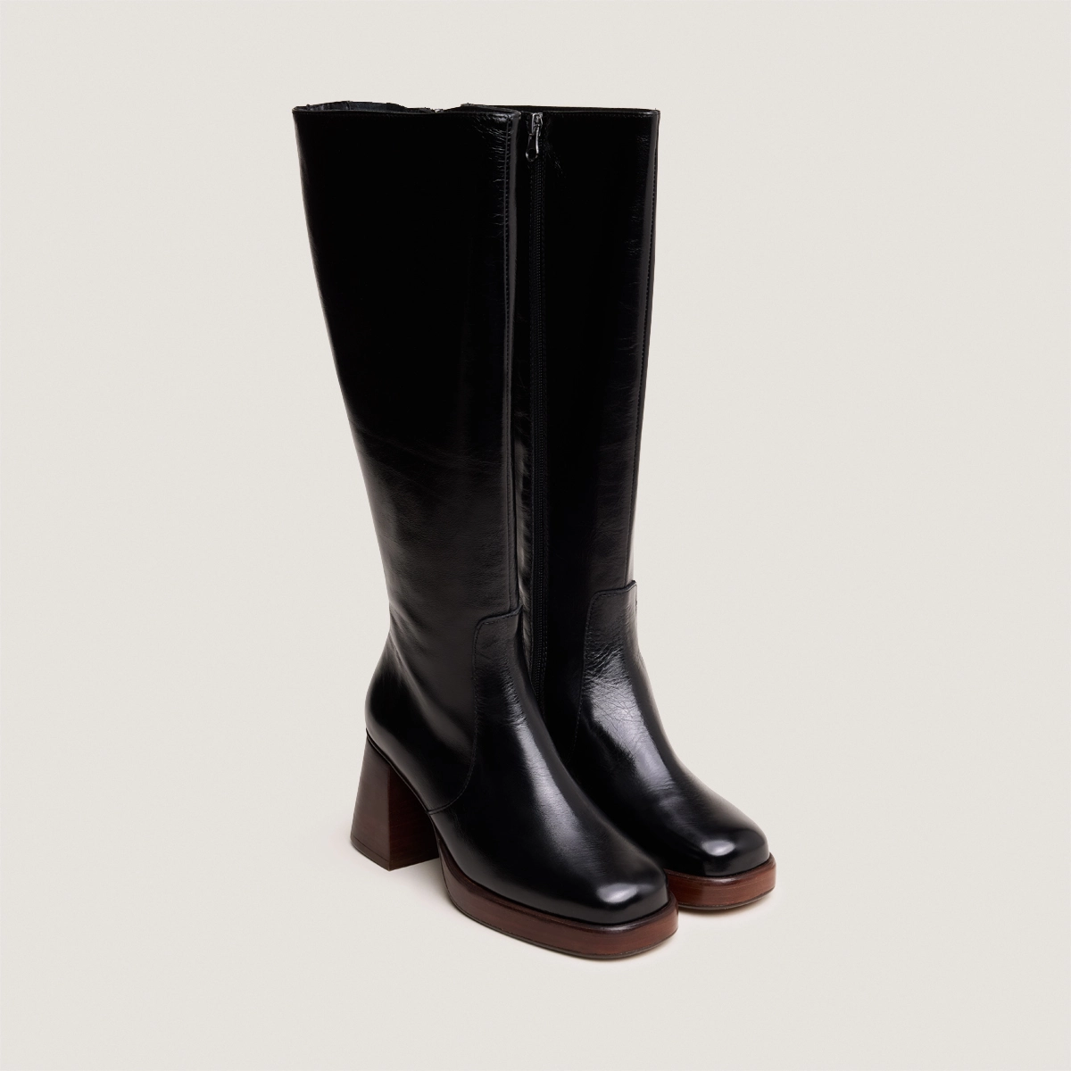 Platform boots in black distressed leather calf size M | BETINA