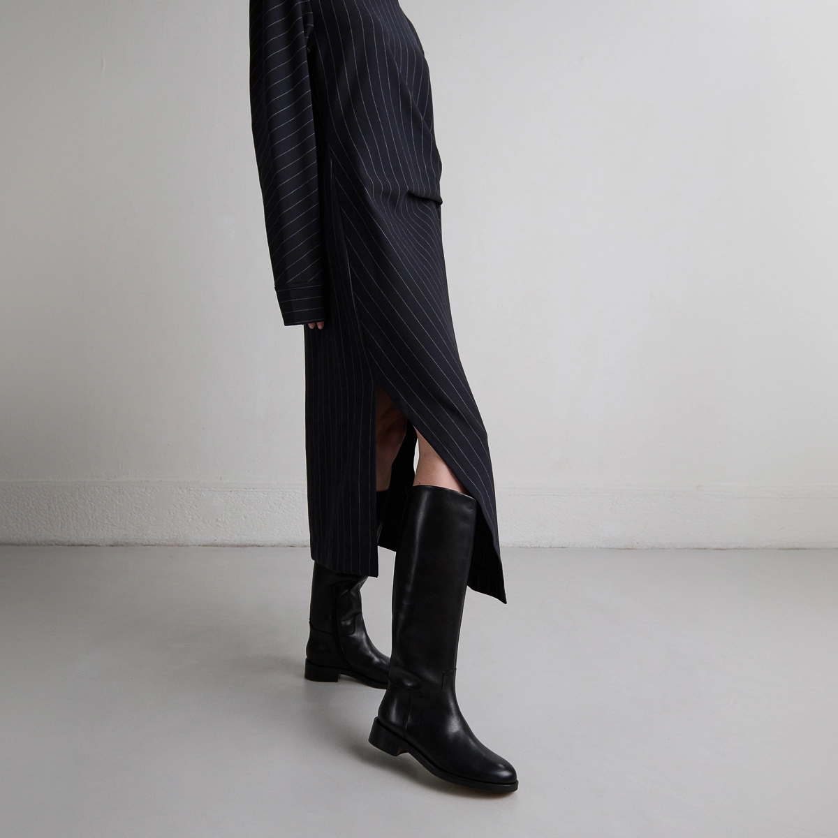High boots in black leather | MACARON