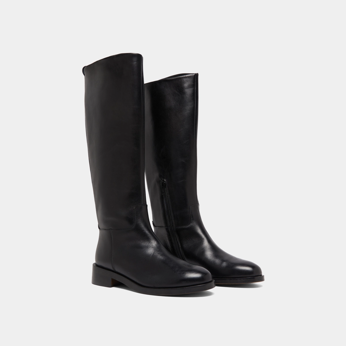 High boots in black leather | MACARON