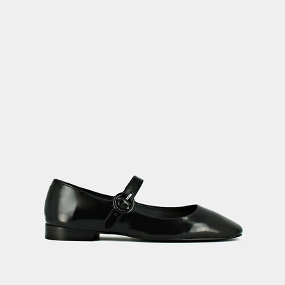 Square-toed ballerinas in black shiny leather | daurine