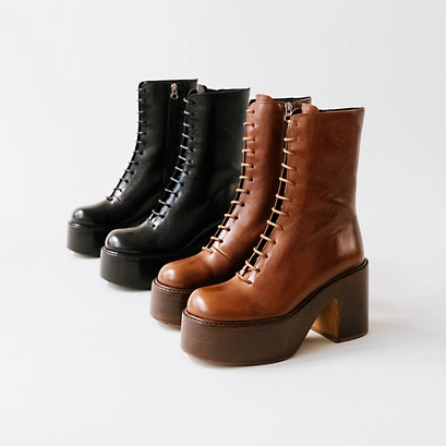 Platform boots with laces in brown aged leather | baguette