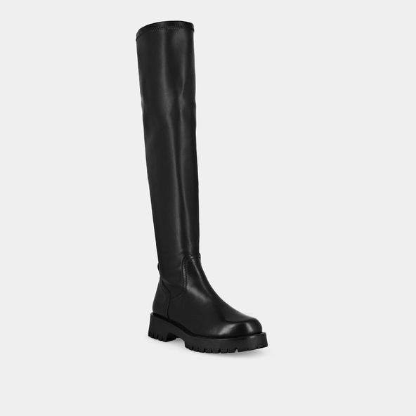 Boots with notched soles in black leather | RADAR