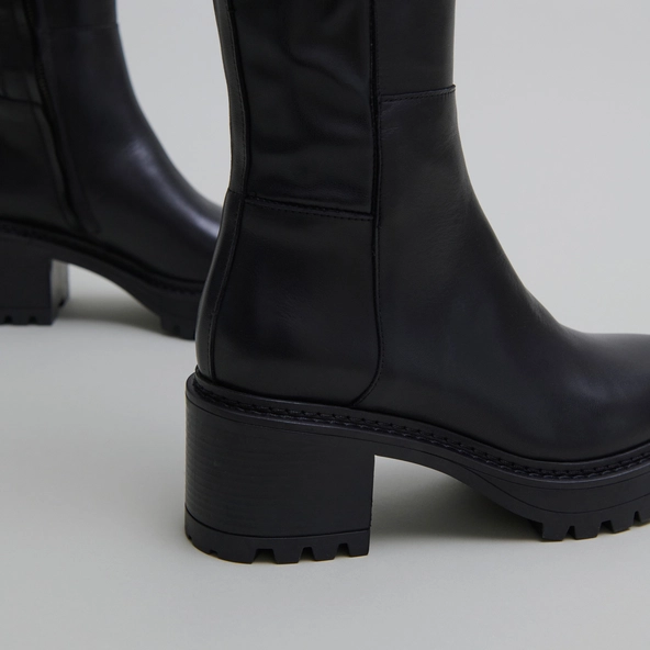 Boots with notched soles in leather and black stretch | RASTA