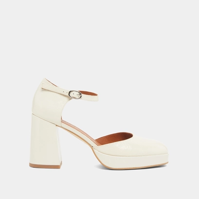 Square toe slippers with strap in ecru shiny leather | vero