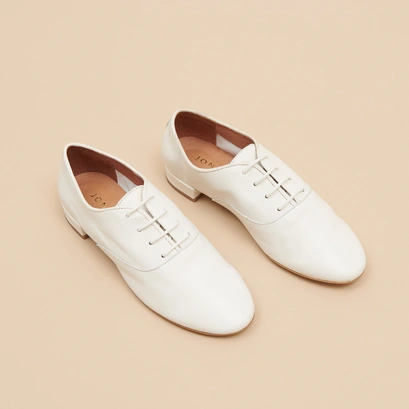 Flat heel richelieus in ecru leather | ADENISE