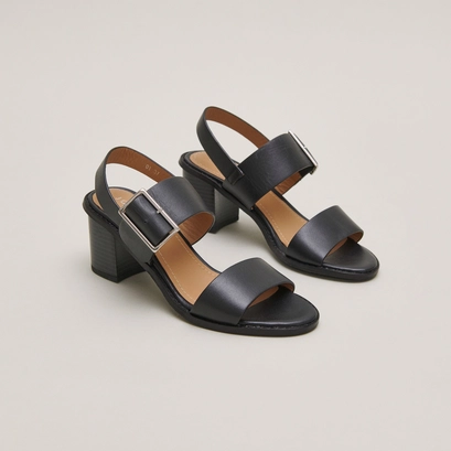 Sandals with heels and straps in black leather | acre