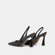 Pointed toe slingback pumps black