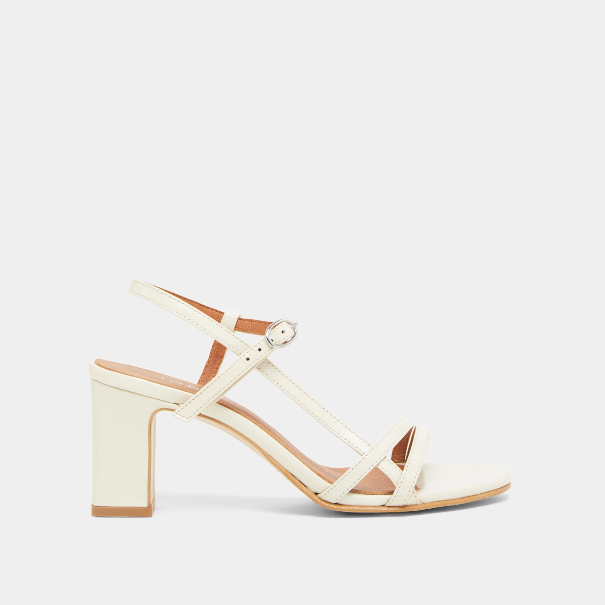 Sandals with heels and straps in ecru shiny leather | VICOMTE