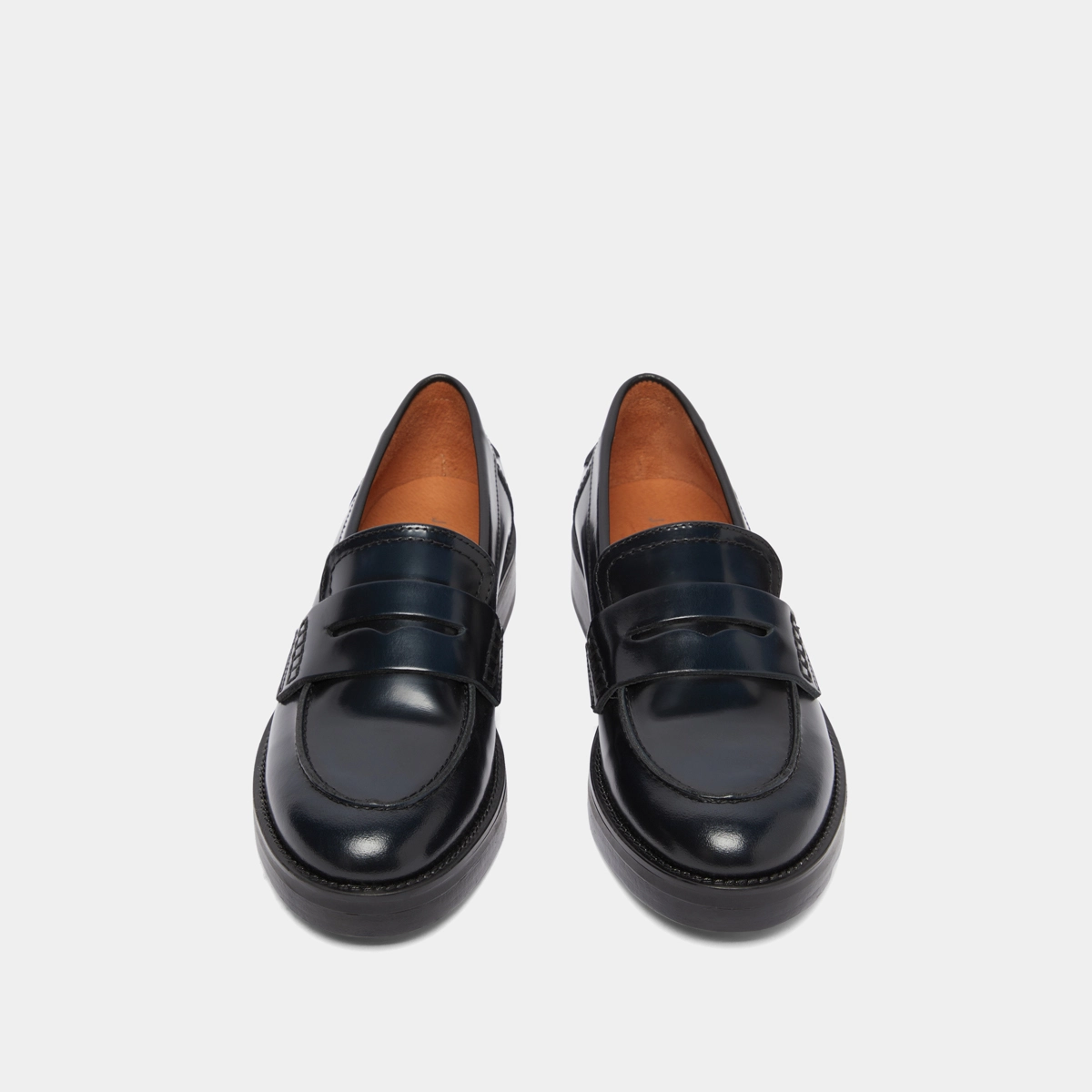 Round-toed loafers in blue patinated leather | MIRNA