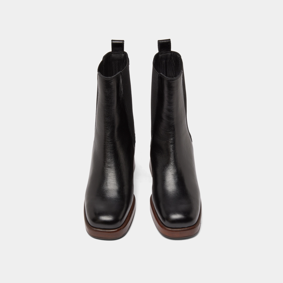 Square toe and elastic boots in black distressed leather | BECCA