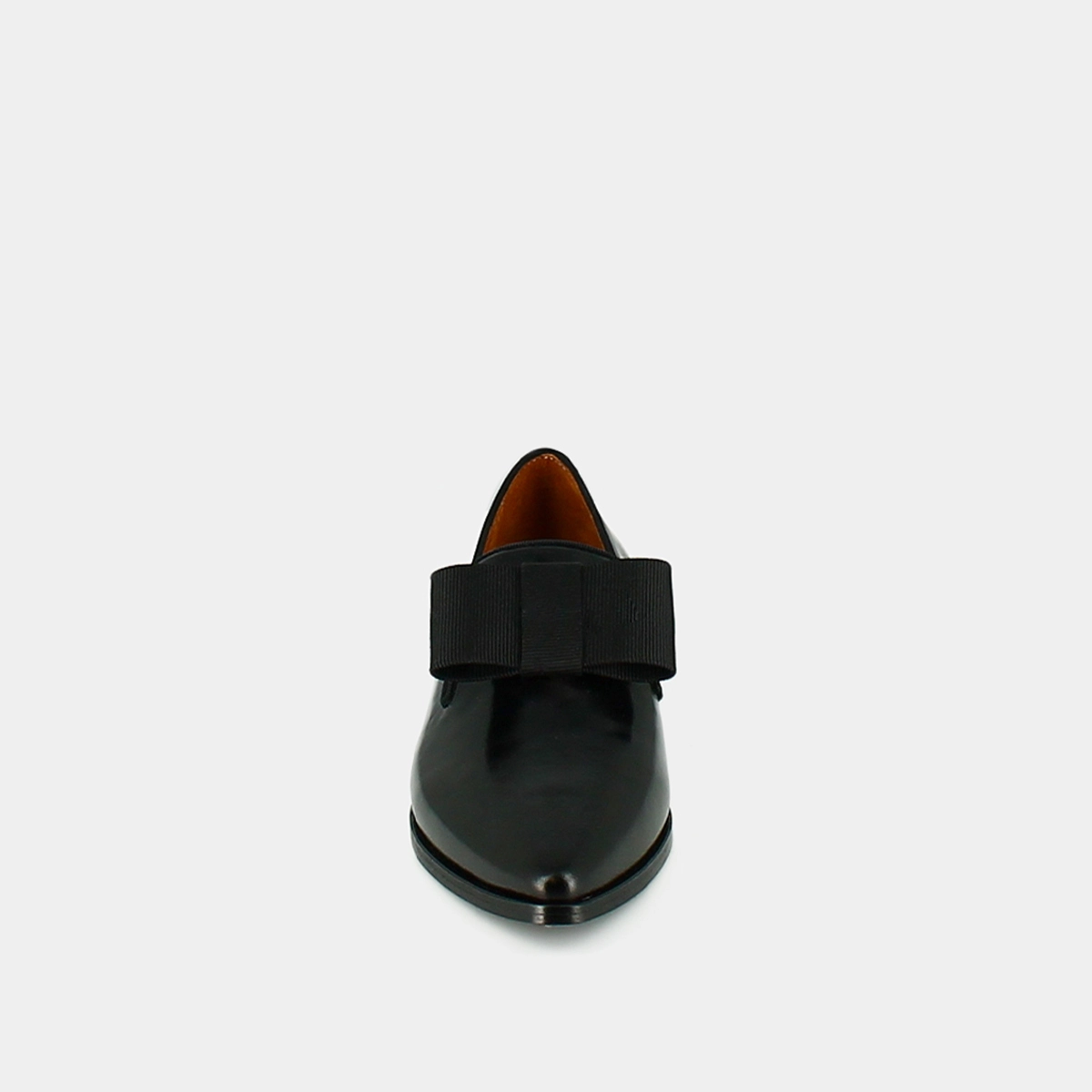 Loafers with bows and pointed toes in black leather | ANGLET