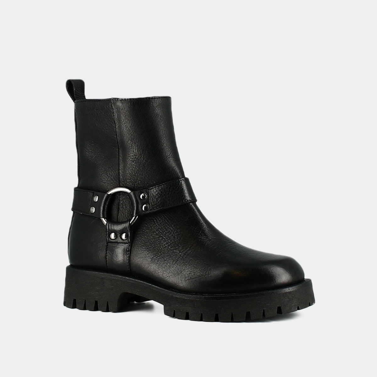 Boots with straps and notched soles in black grained leather | REGINA