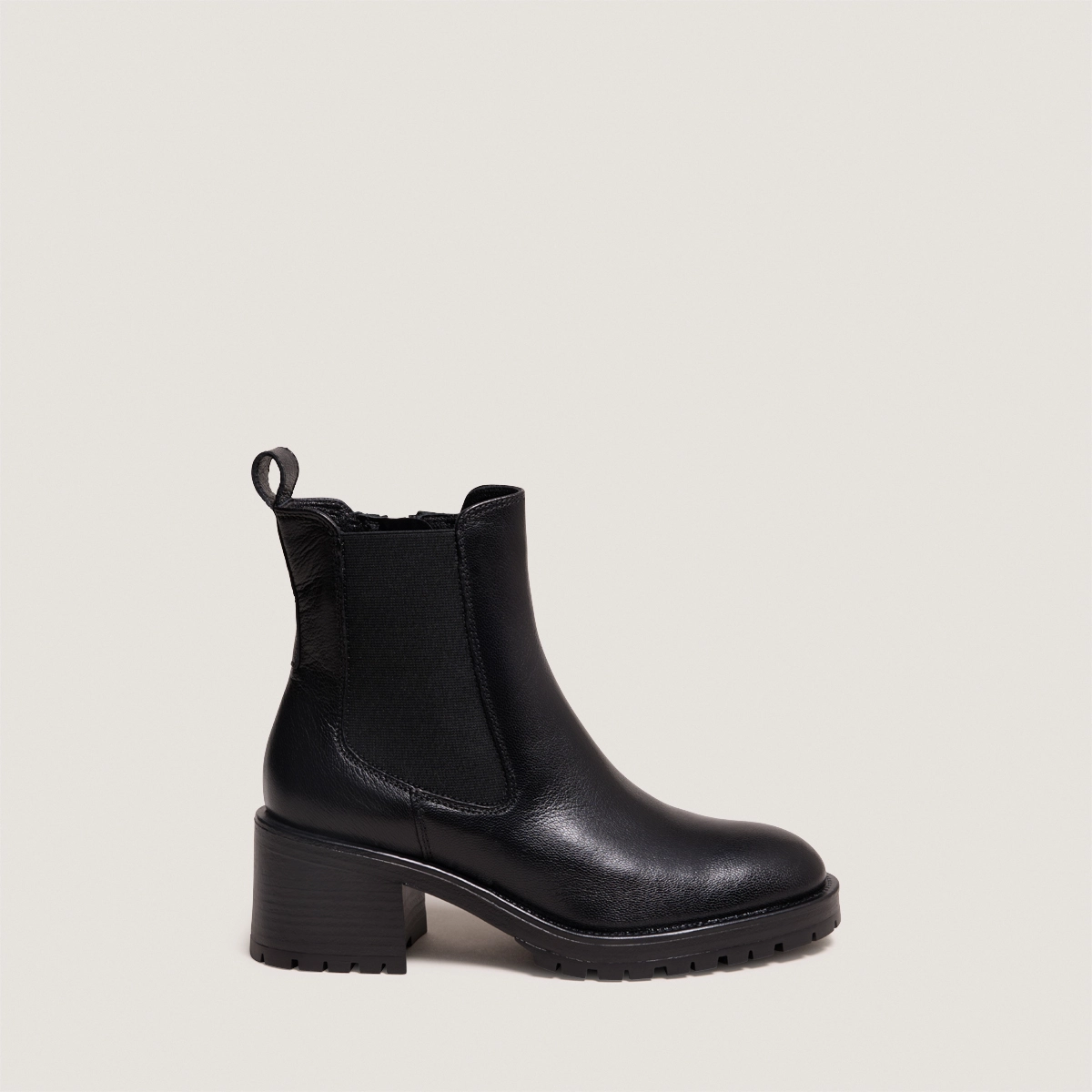 Lowboots with elastic bands in black grained leather | CECILE