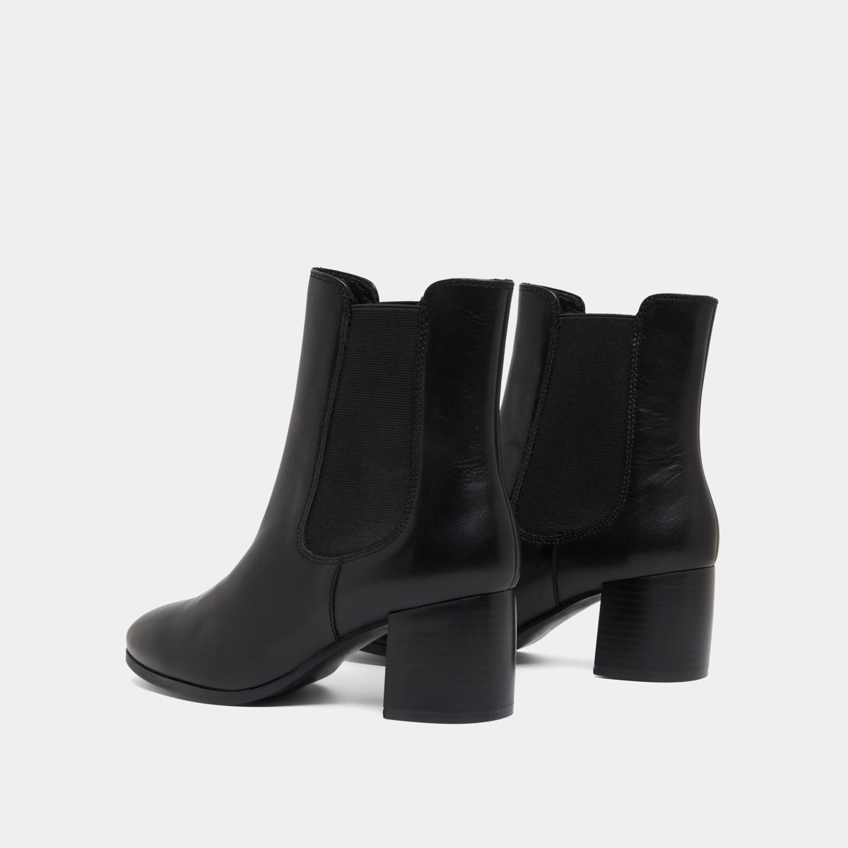 Boots with heels and elastic in black leather | ALDERIC