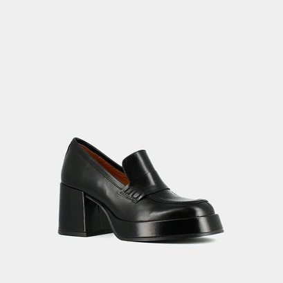 Platform loafers in black leather | brad