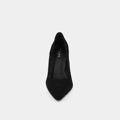 Pumps with pointed ends in black velvet | babor
