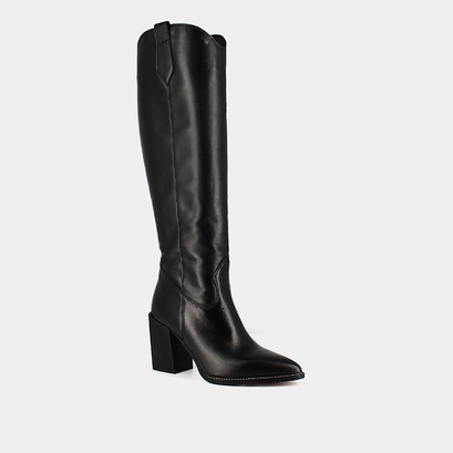 Pointed boots with heels in black leather | paprika