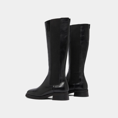 High boots in black leather | peggie