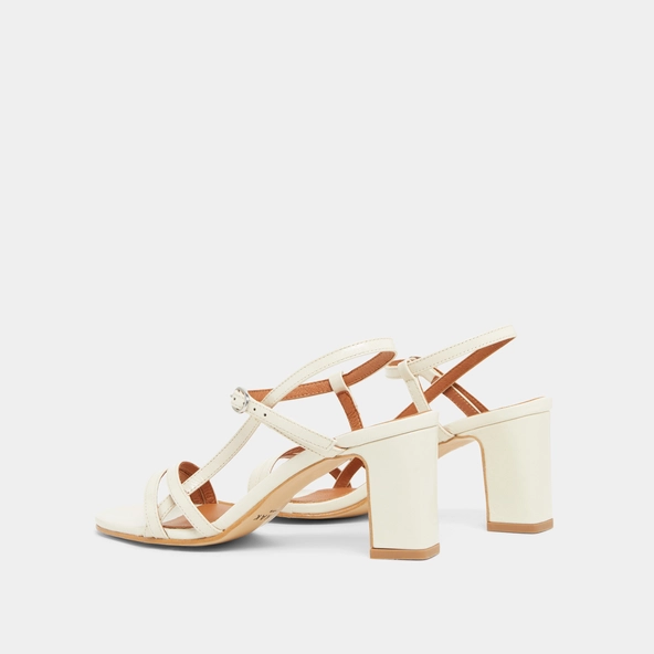 Sandals with heels and straps in ecru shiny leather | VICOMTE