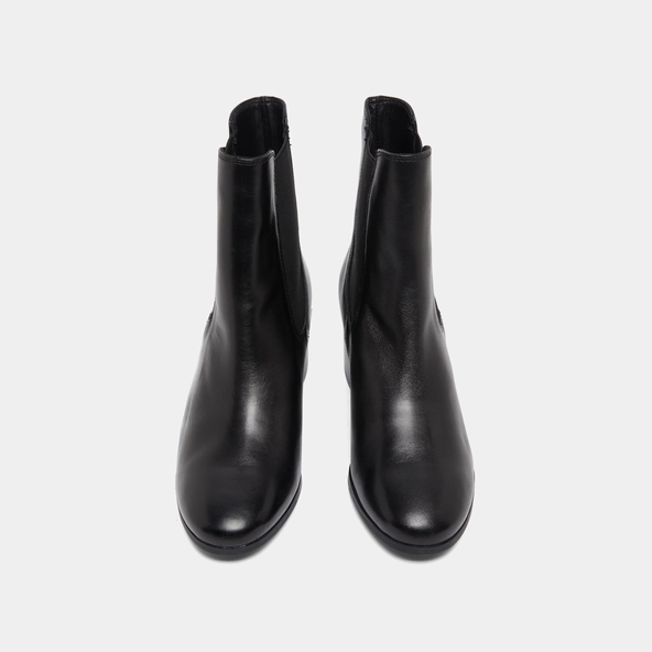 Boots with heels and elastic in black leather | ALDERIC