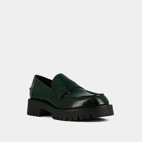 Moccasins with notched soles in glazed green leather | RIMANA