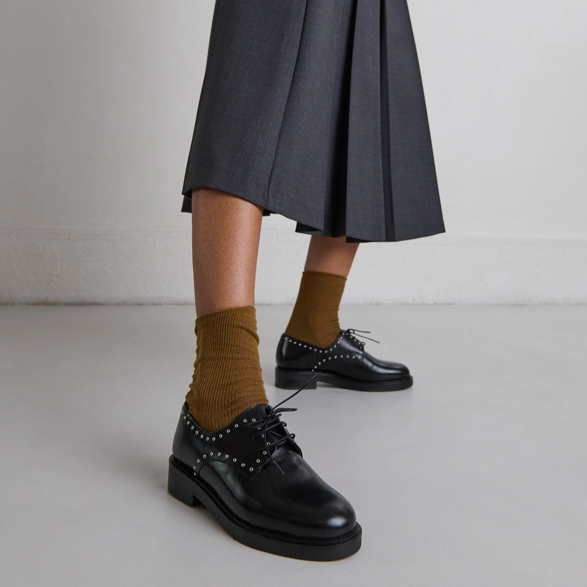 Derbies with silver details in black leather | DAHO