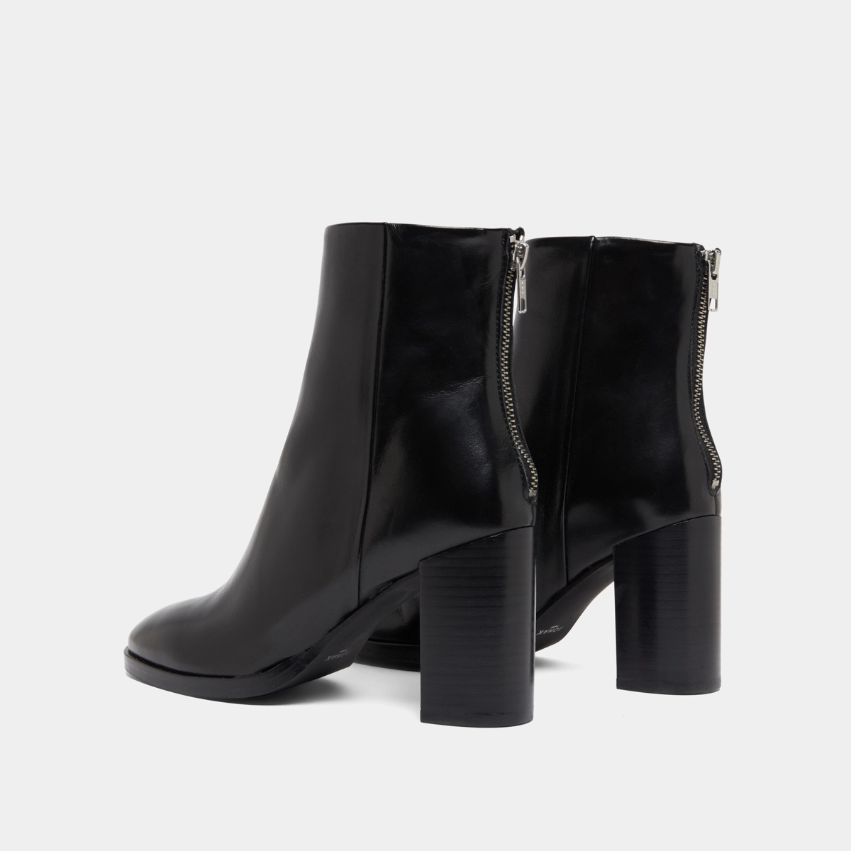 Ankle boots with heels in black leather | DEEP
