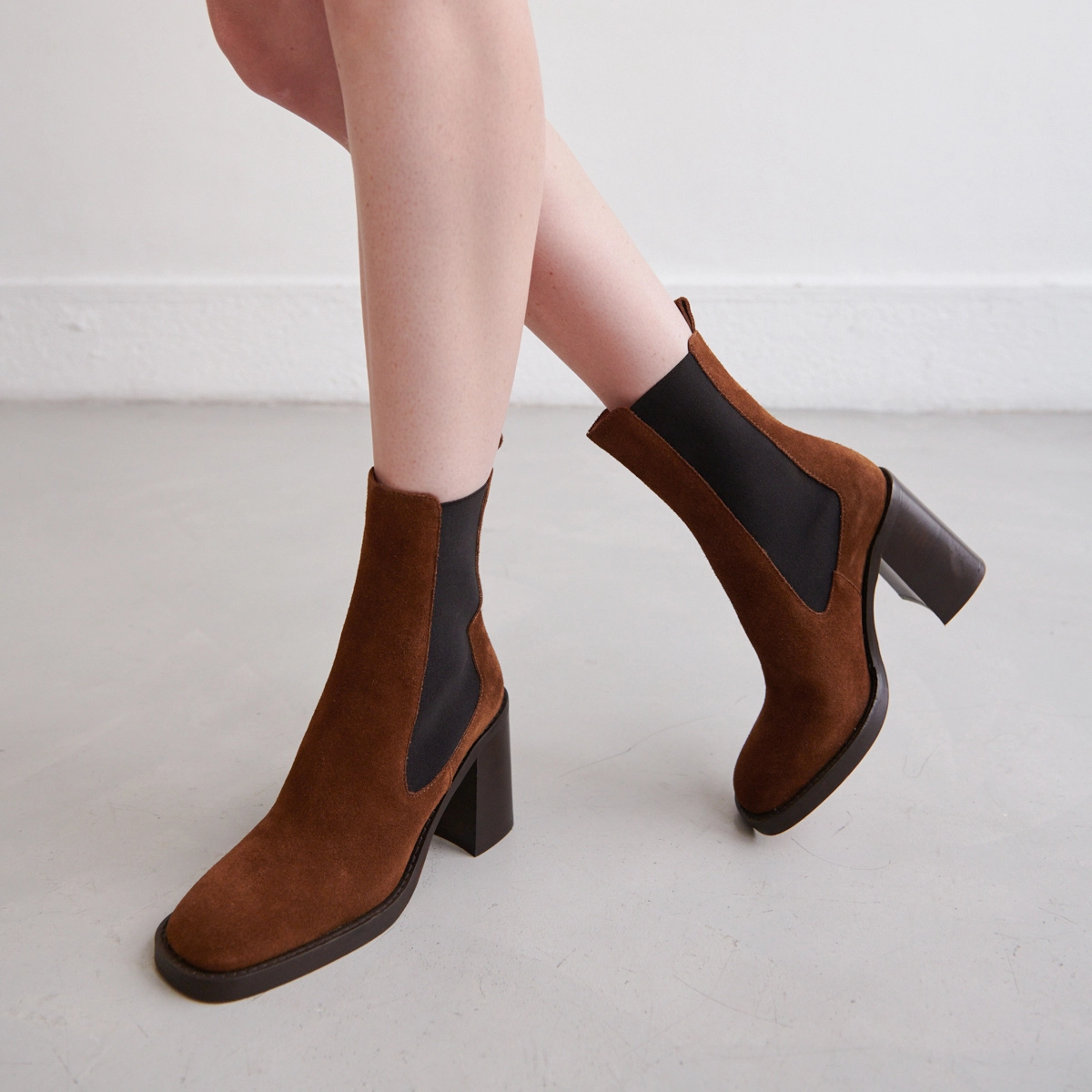 Heeled ankle boots with square toes in brown suede | DALLANT