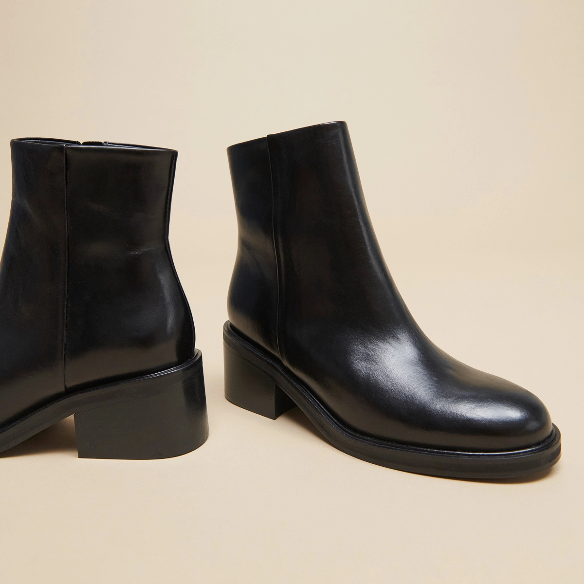 Boots with chunky heels in black leather | DANSEUSE