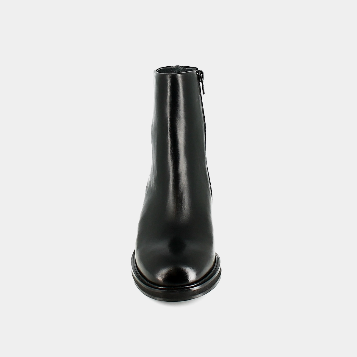 Boots with chunky heels in black leather | DANSEUSE