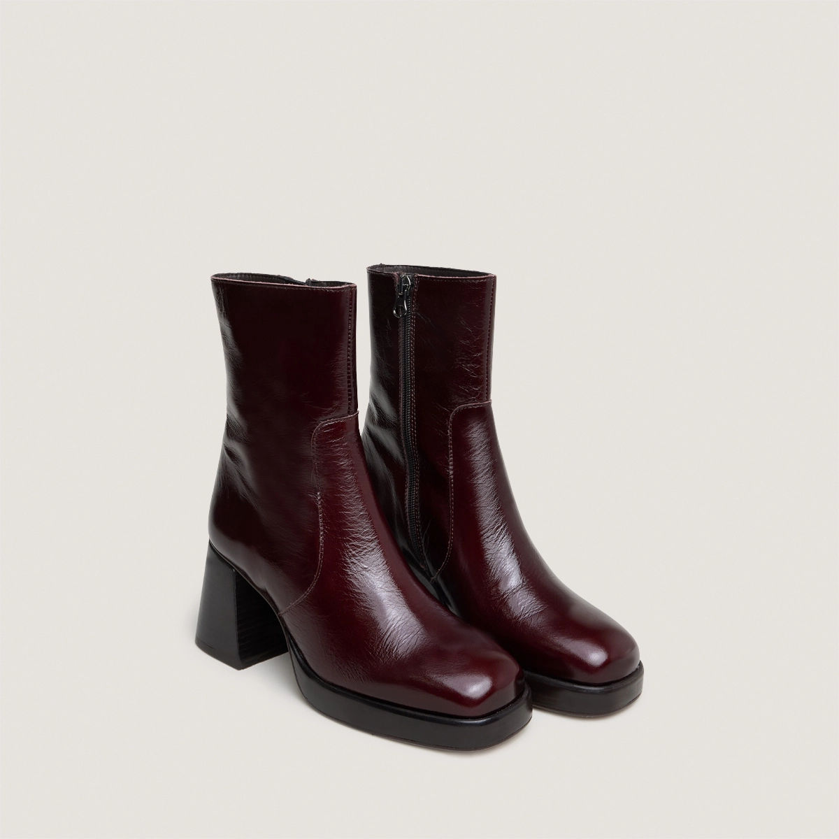 Ankle boots with platforms in dark brown shiny leather | BRIGAND