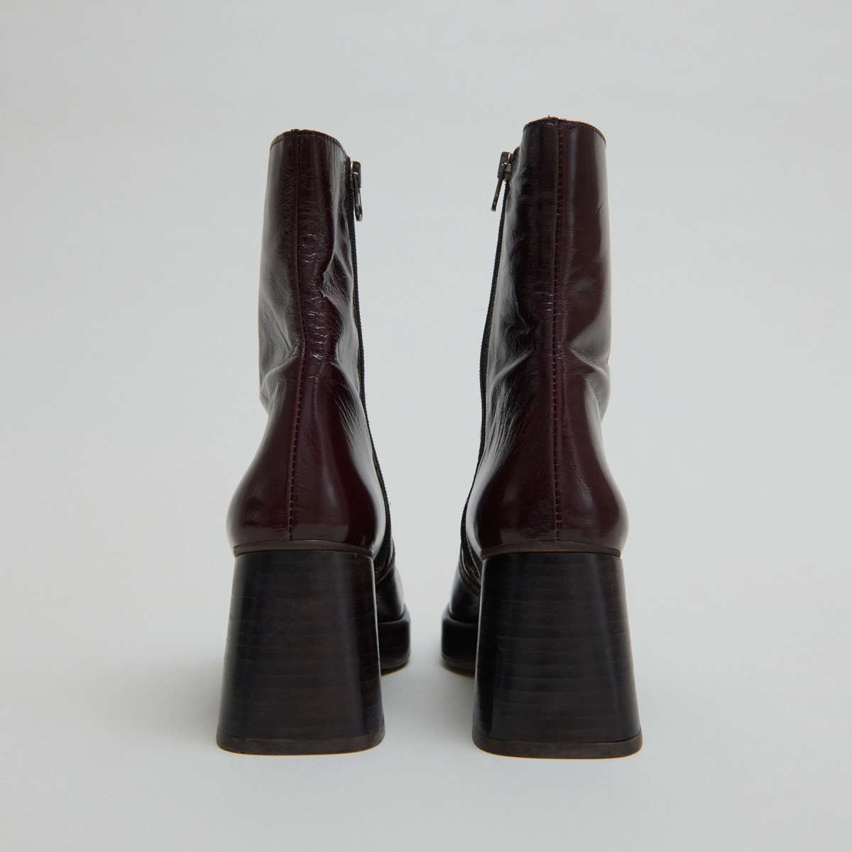Ankle boots with platforms in dark brown shiny leather | BRIGAND