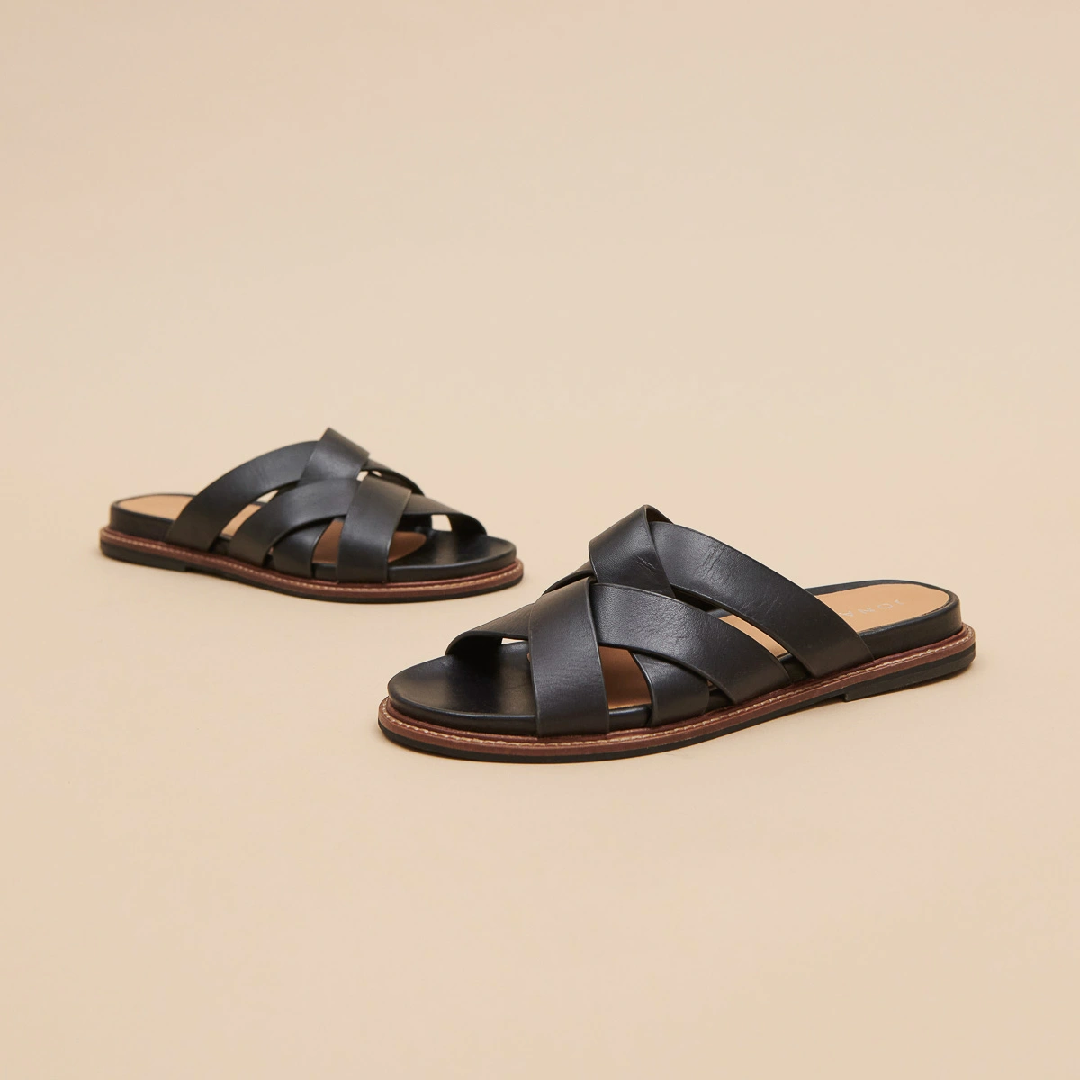 Mules with wide straps in black leather | ALEXANDRE