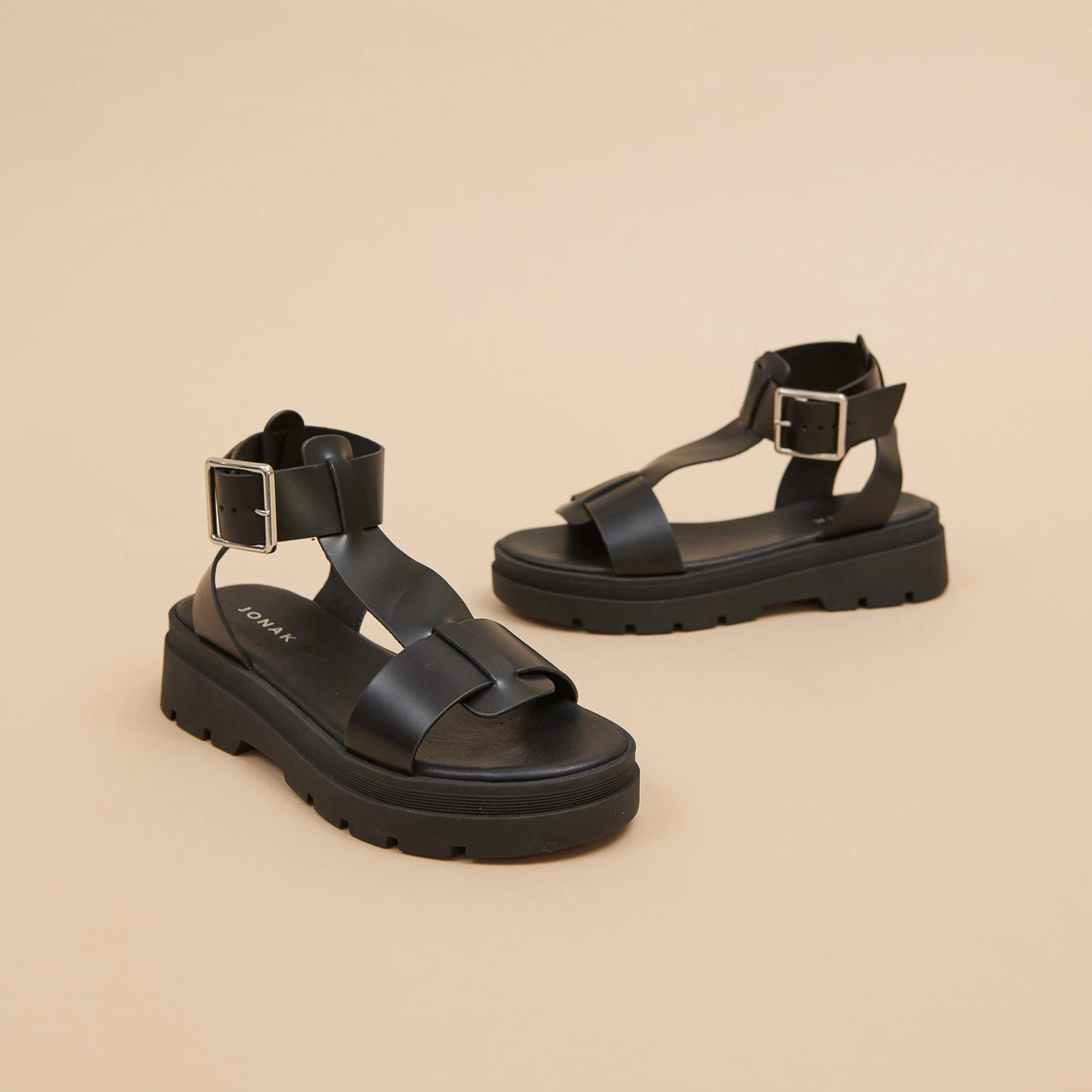 Platform sandals with thick straps in black glazed leather | LILLE