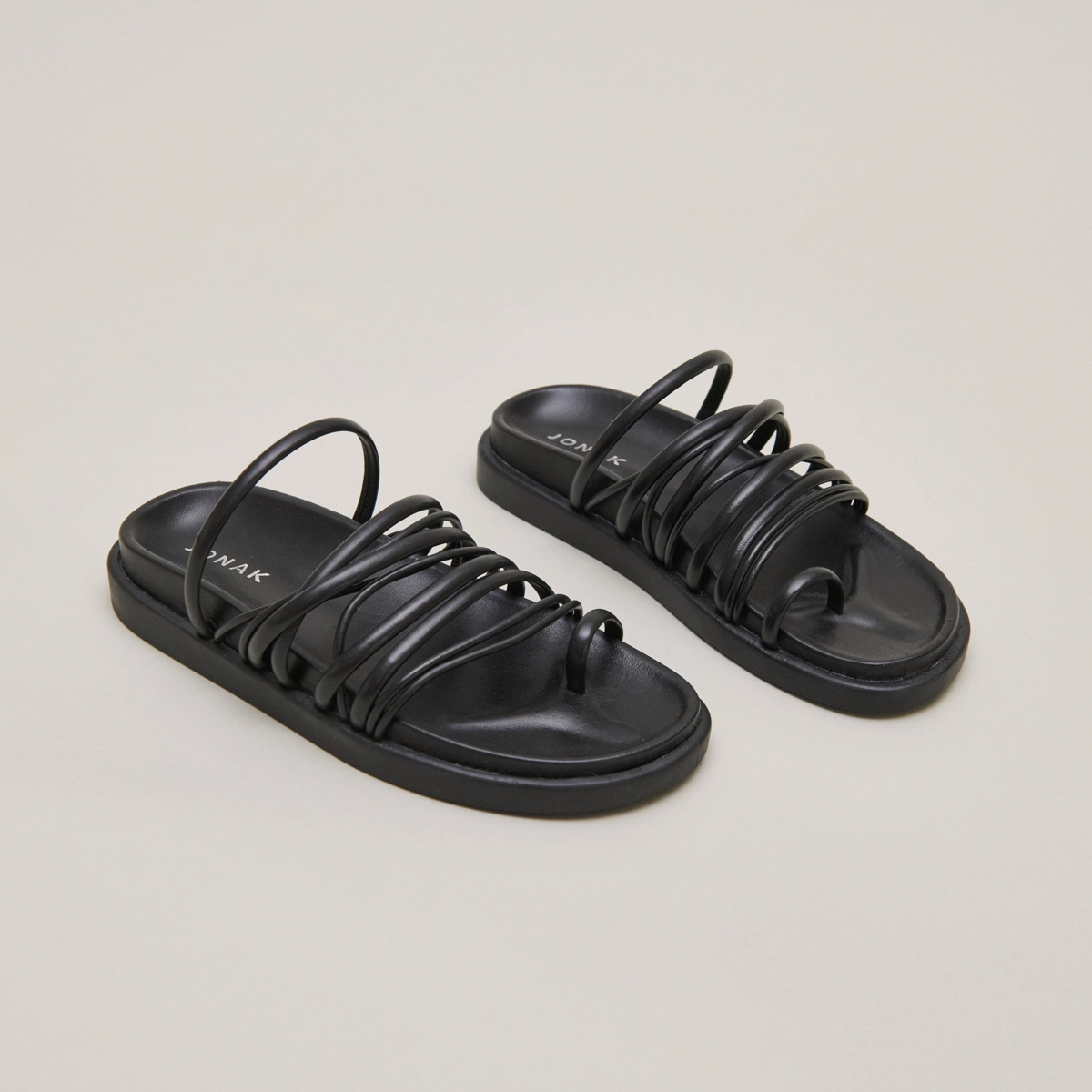 Multi-strap sandals in black leather | WALKMAN