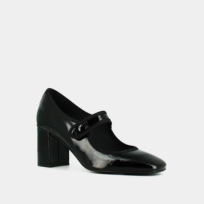Heeled babies with big buckle straps black