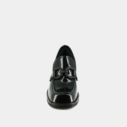 Loafers with heels in black shiny leather | darknet