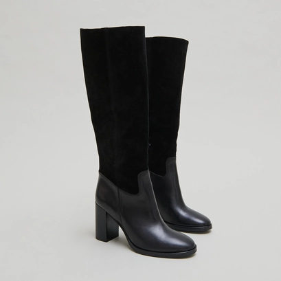 Heeled boots in black suede and black leather | down